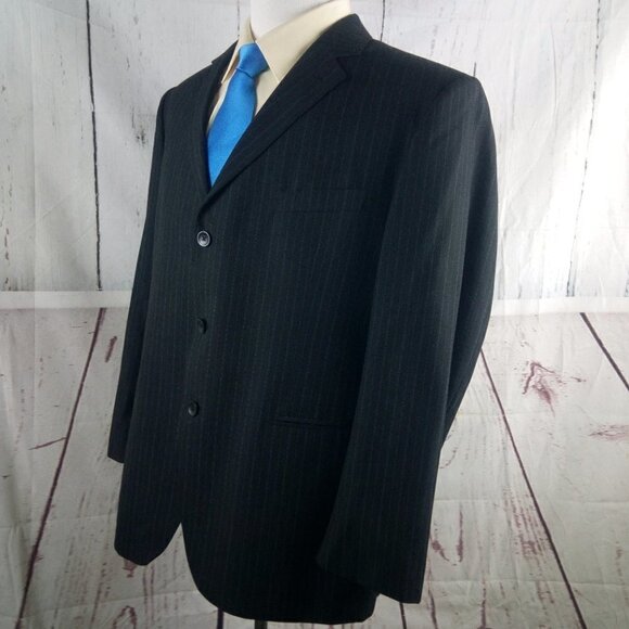 JF. J.Ferrar Modern Fit 46R 3 Button Charcoal Striped 2pc Suit - Picture 7 of 16
